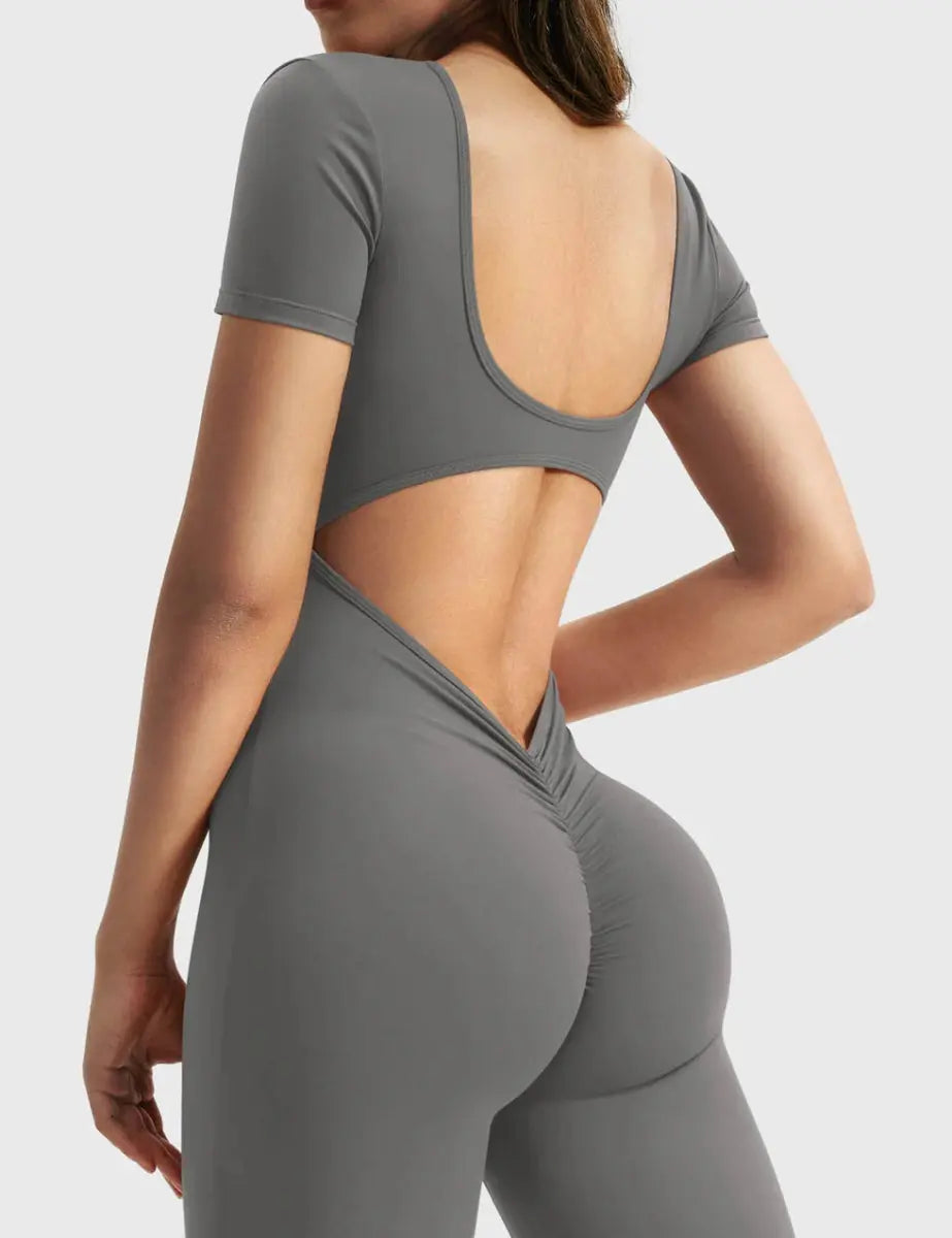 LÍVIA™ Softline Open - Back Jumpsuit - LEVEFIT
