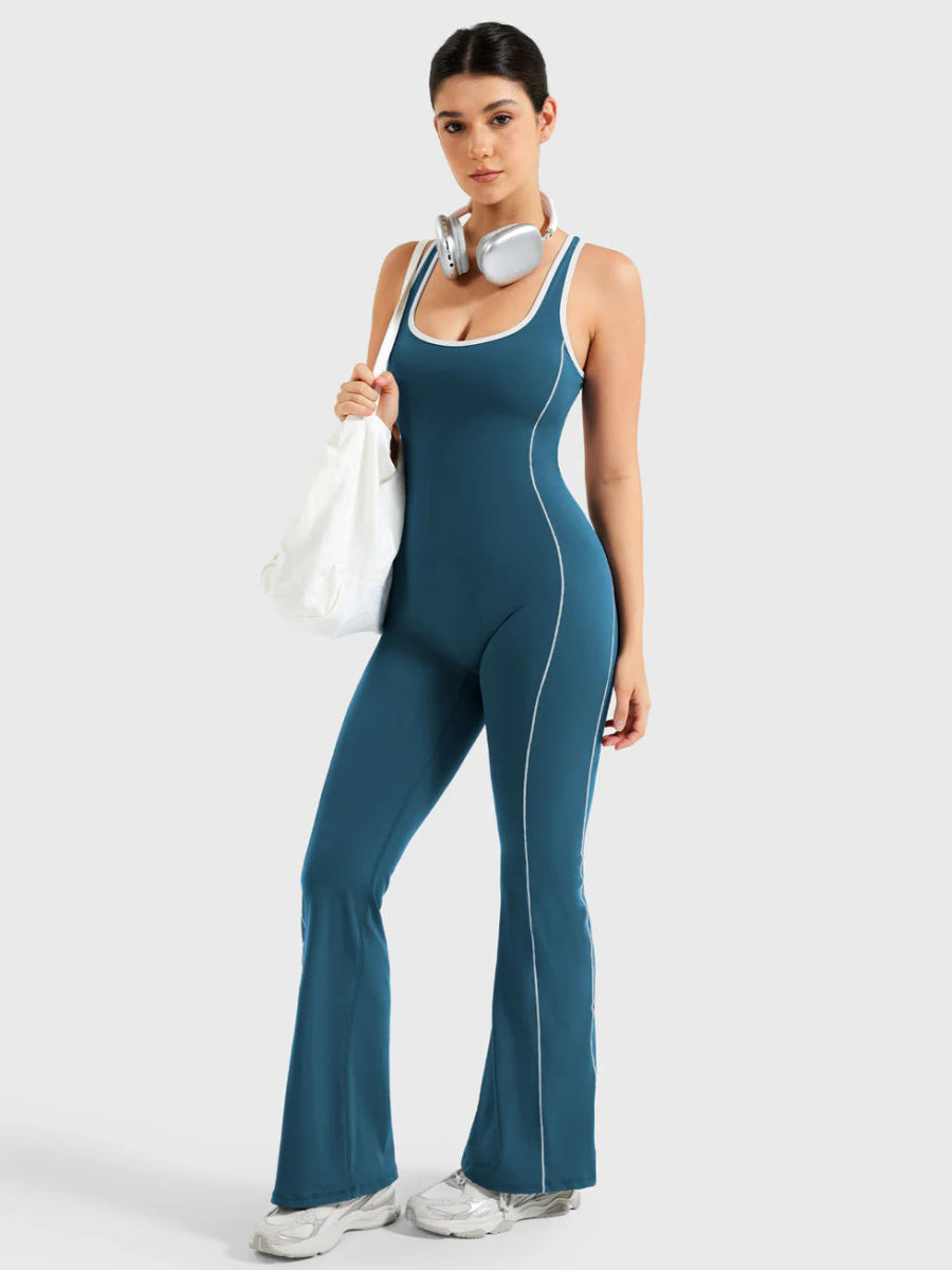VÉNARA™ Contrast Flare Jumpsuit - LEVEFIT