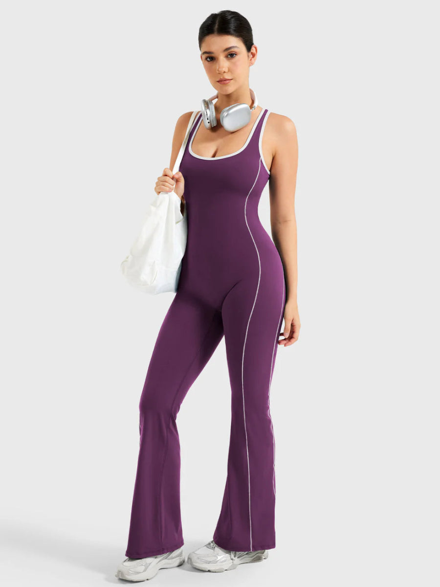 VÉNARA™ kontrastfarvet jumpsuit med udsvungne ben – LEVEFIT