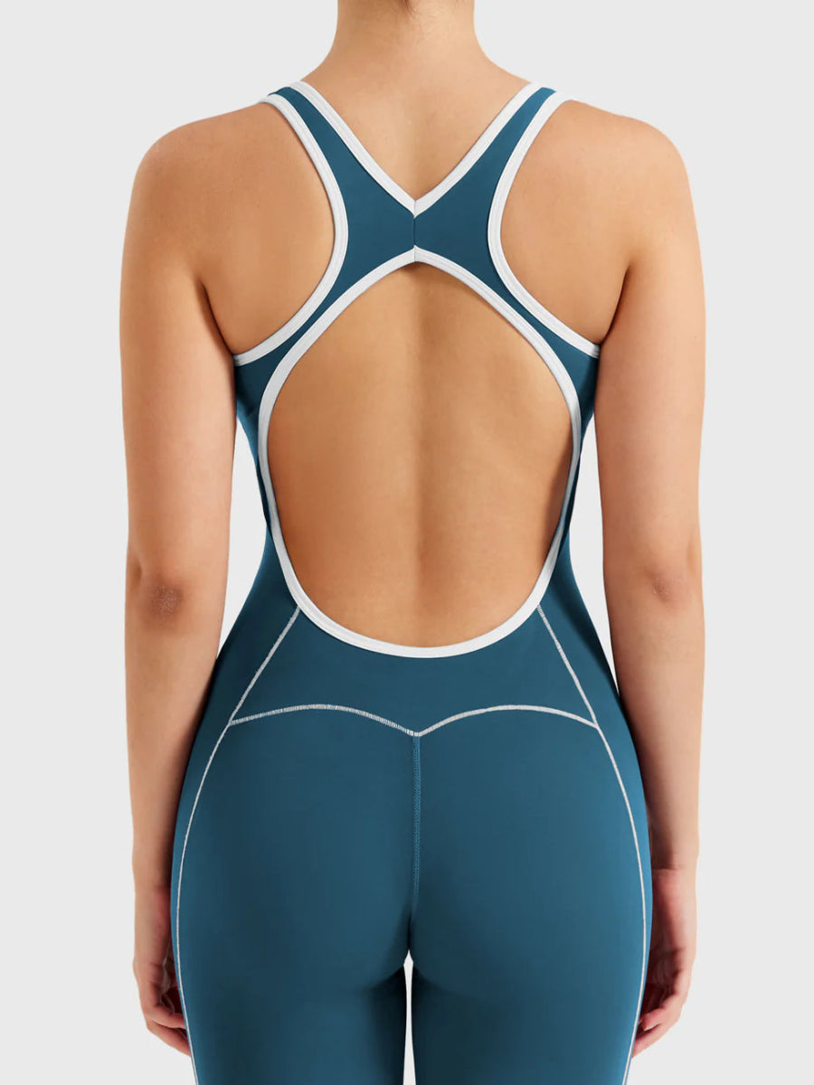 VÉNARA™ Contrast Flare Jumpsuit - LEVEFIT