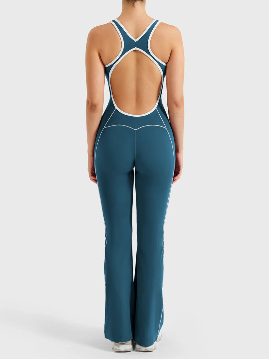 VÉNARA™ Contrast Flare Jumpsuit - LEVEFIT