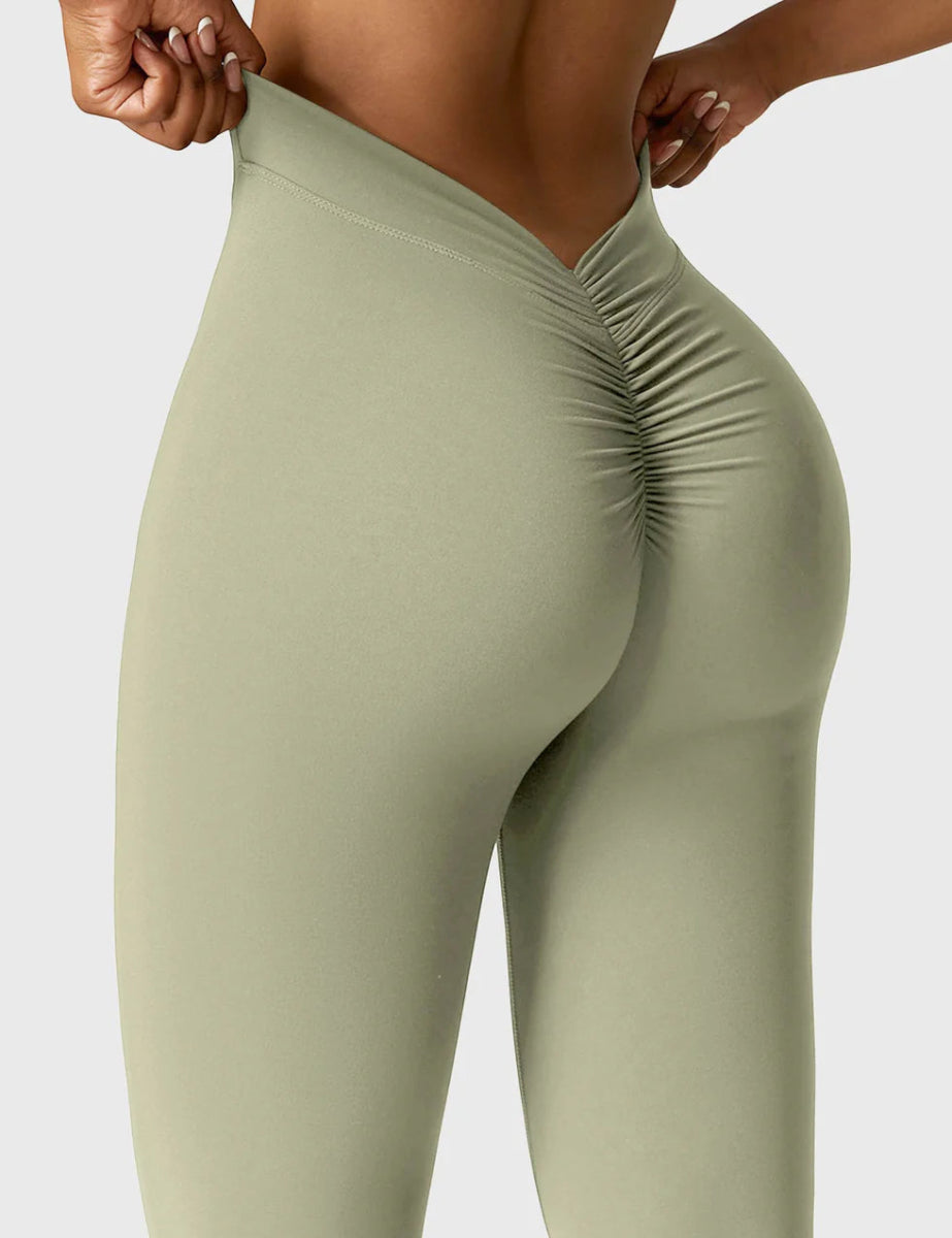 Curve® V - Back Flare Leggings – Salbeigrün (31,5") - LEVEFIT