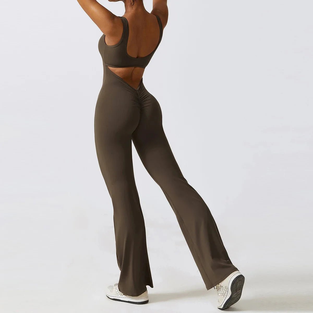 V - Back™ Jumpsuit - LEVEFIT