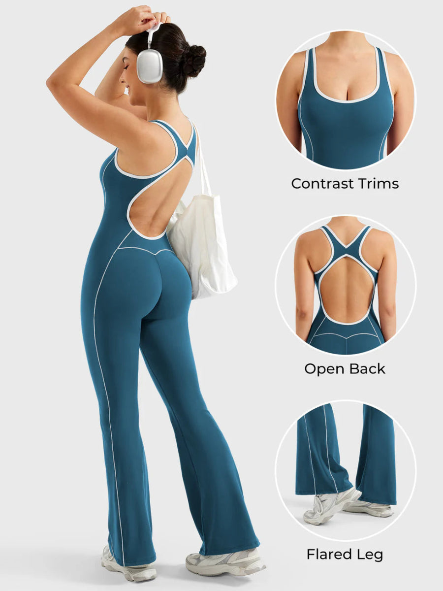 VÉNARA™ Contrast Flare Jumpsuit - LEVEFIT